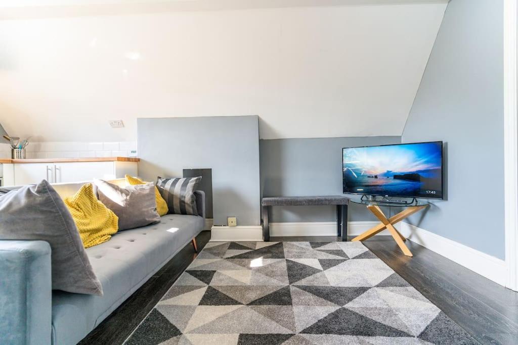 2 - Bed Haven With Free Parking Appartement *