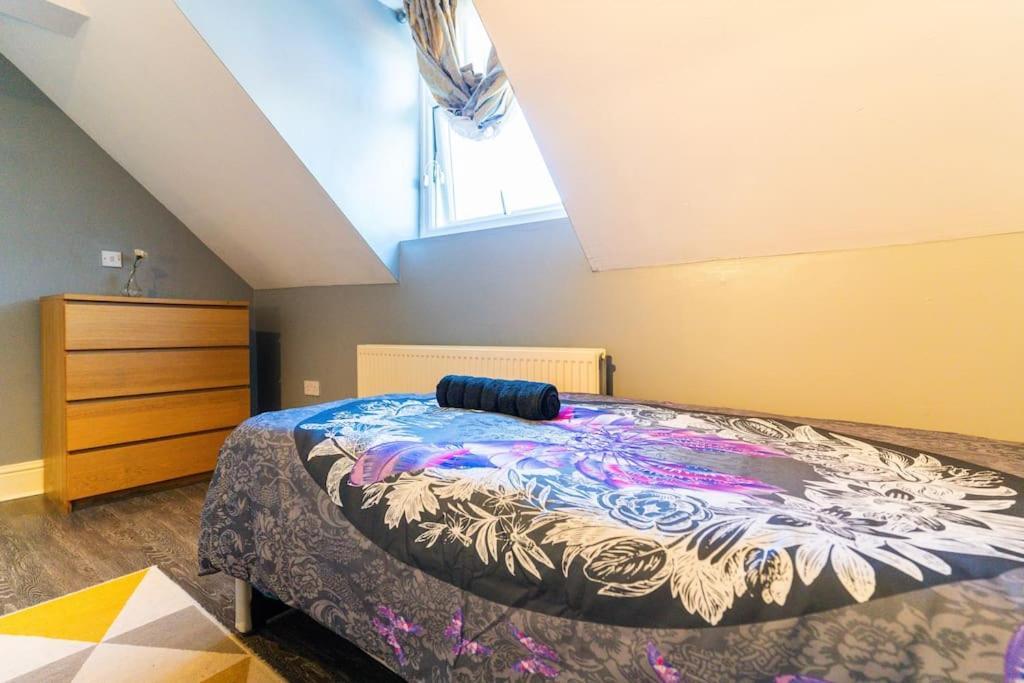 Apartamento 2 - Bed Haven With Free Parking